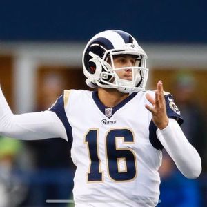 Meet your Posher, Joshua